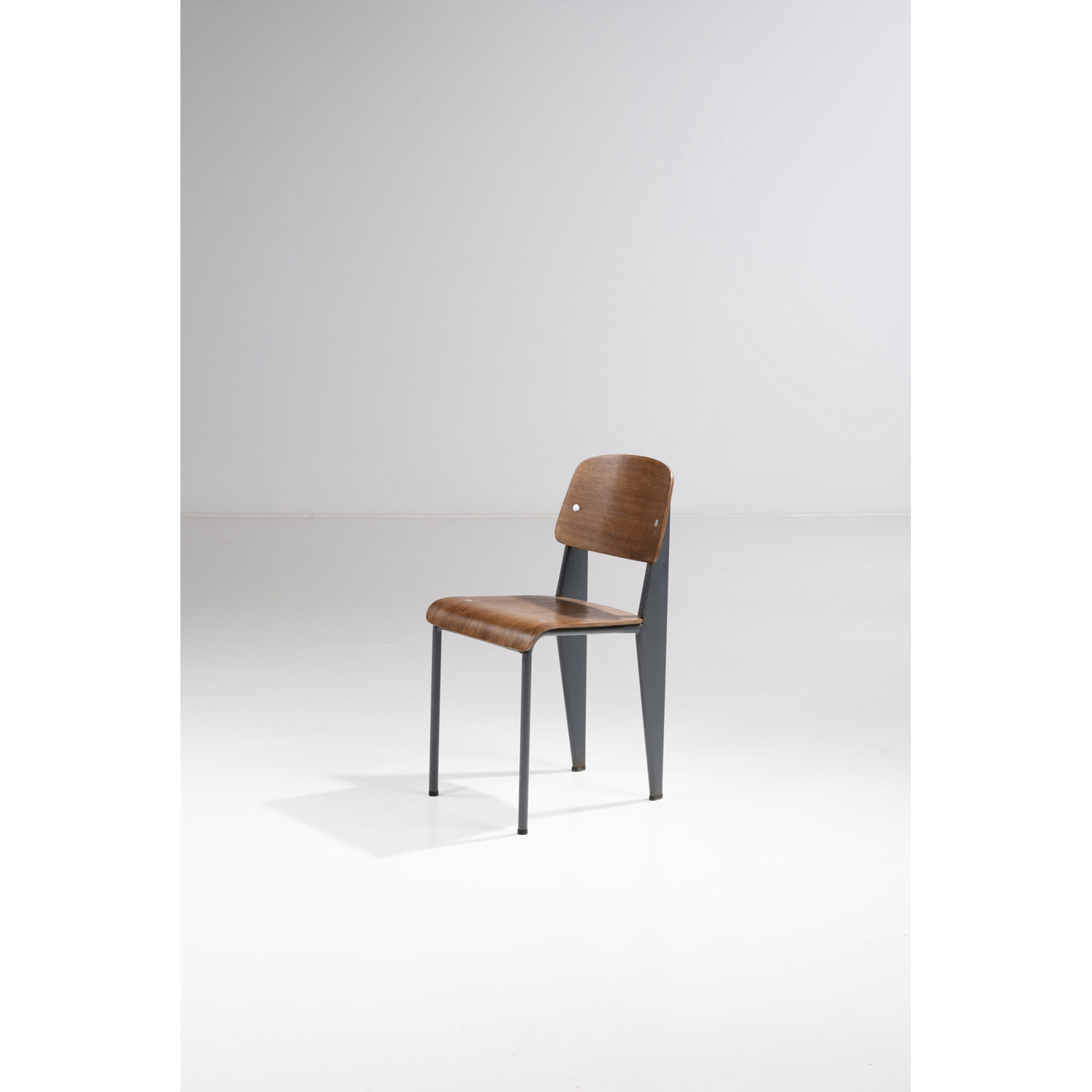 chaise jean prouvé vintage