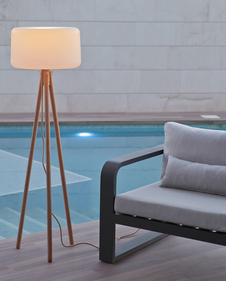 eclairage sur pied exterieur